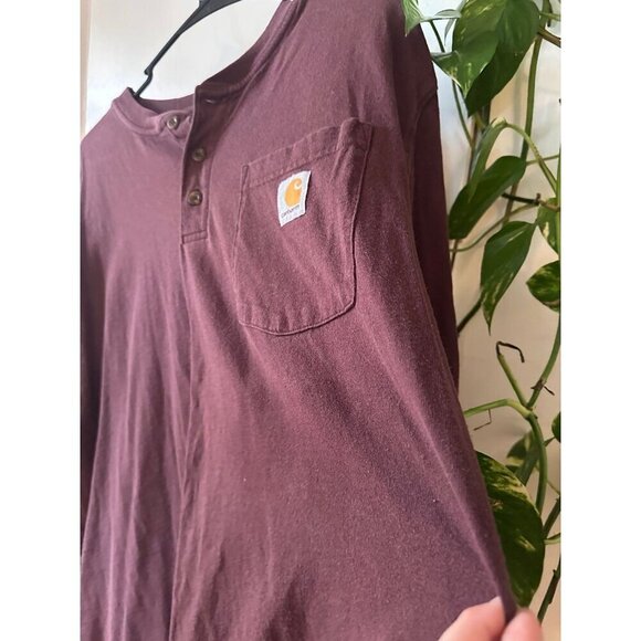 Carhartt men’s size large maroon T-shirt - Picture 3 of 7